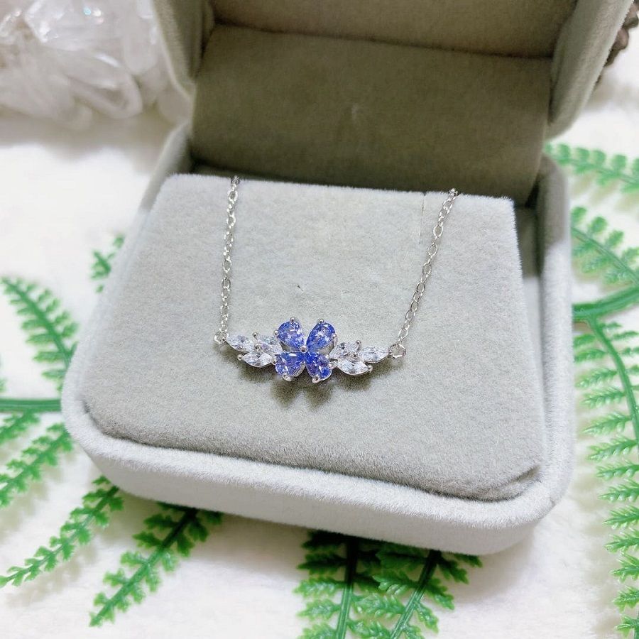 day_chuyen_da_Tanzanite