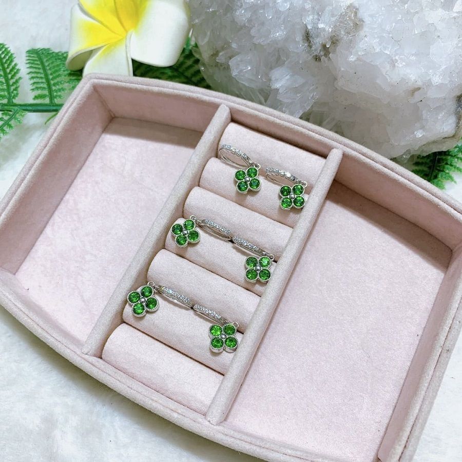 bong_tai_da_Diopside