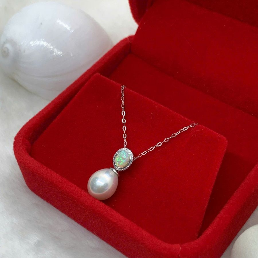 day_chuyen_ngoc_trai_nuoi