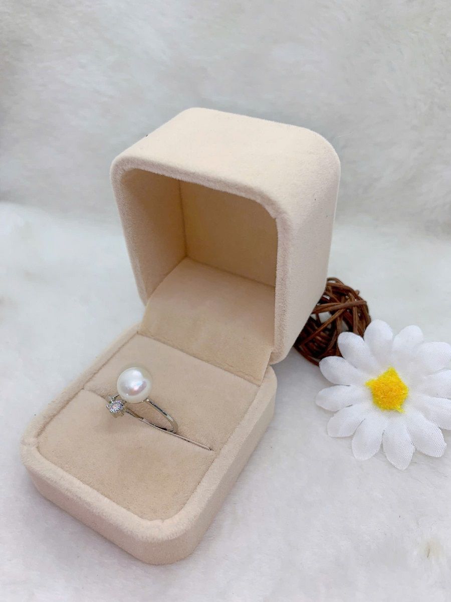 nhan_bac_ngoc_trai_nuoi