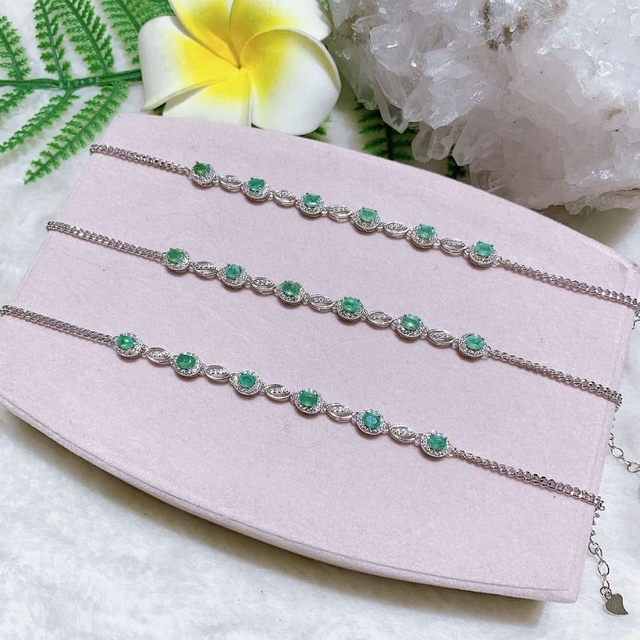 Trang_suc_da_Emerald