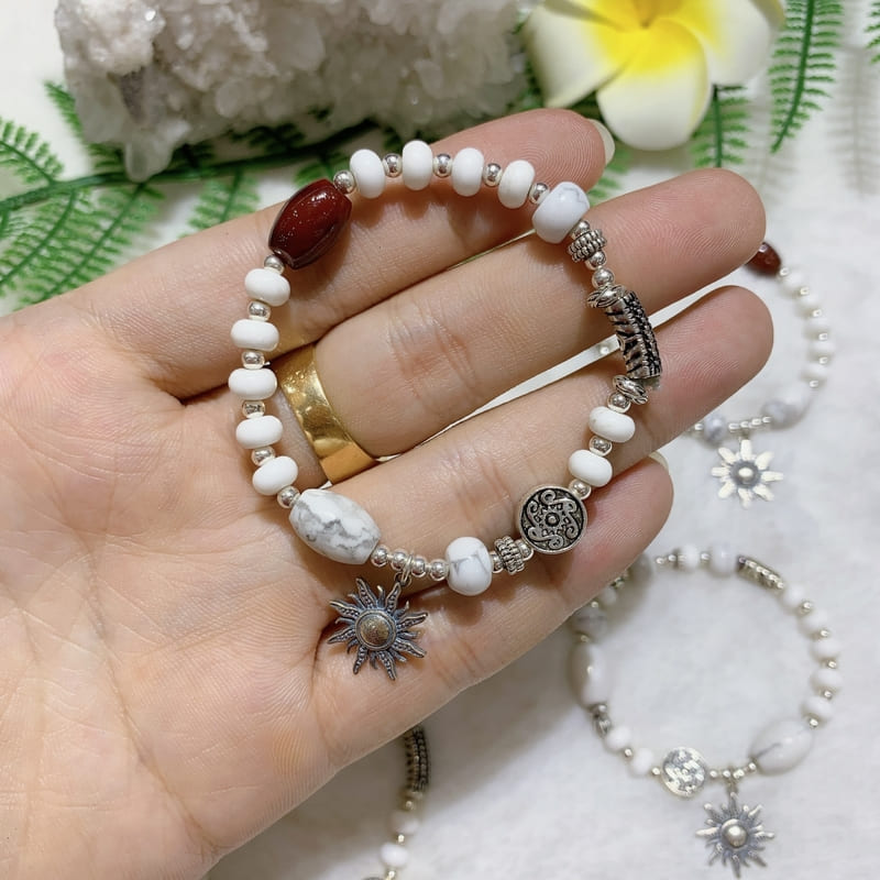 Lắc Tay đá Howlite Mix charm bạc 925