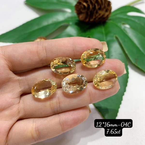 Mặt Đá Citrine 4A Hình Oval Size 12*16mm