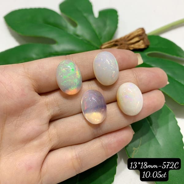 Mặt Đá Opal Trắng Ánh Ngũ Sắc Hình Oval Size 13*18mm