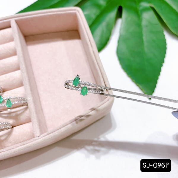 Nhẫn Bạc 925 Đính Đá Emerald Mẫu SJ-096P