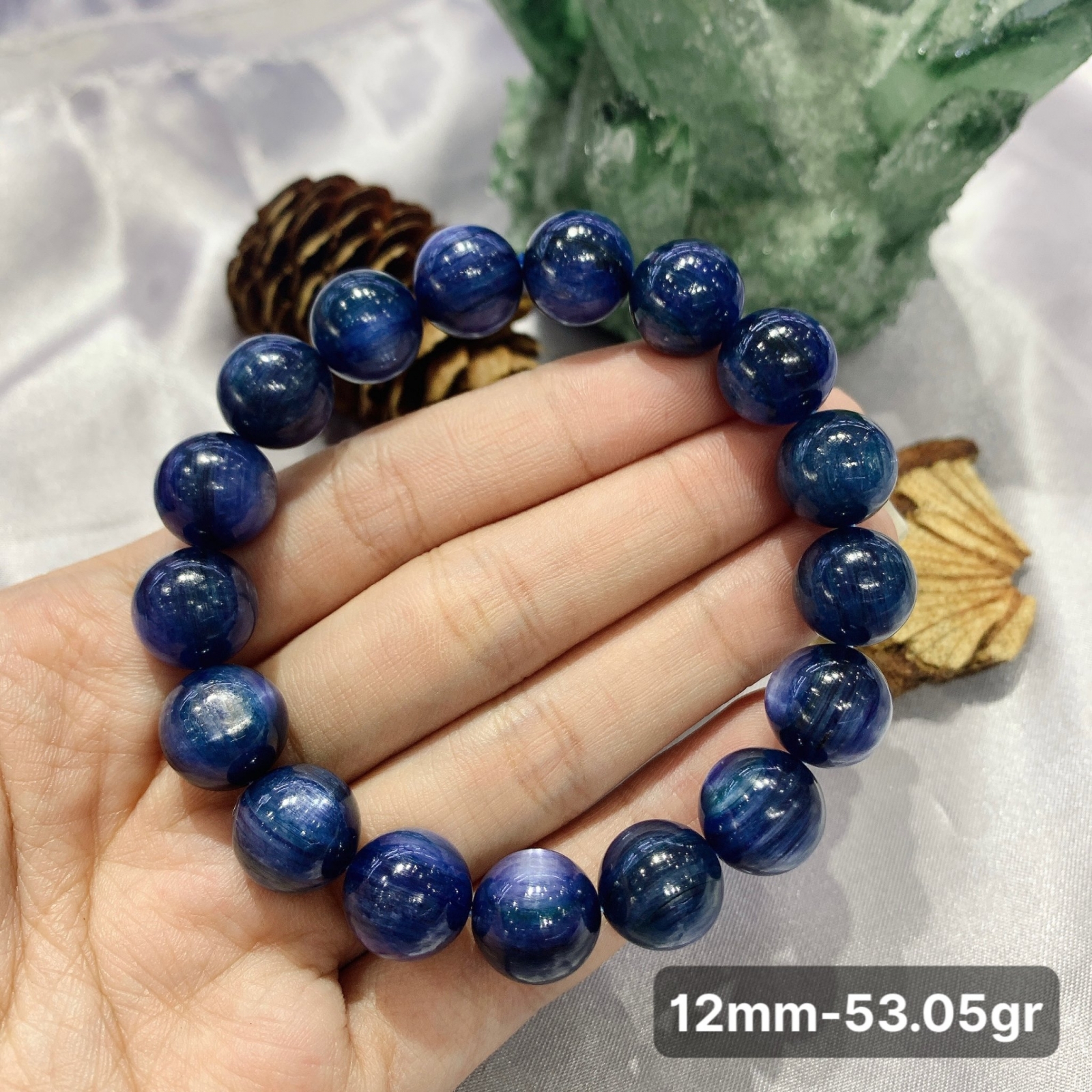 Chuỗi Đeo Tay Kyanite 5A Size 12mm