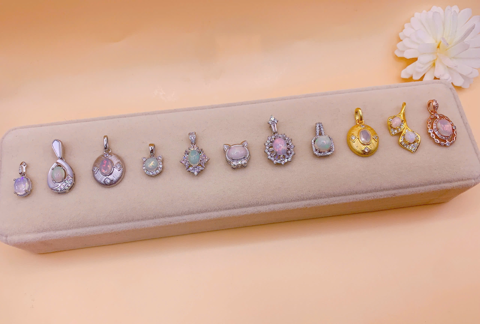 Mặt dây chuyền bạc 925 đính đá Opal trắng cao cấp