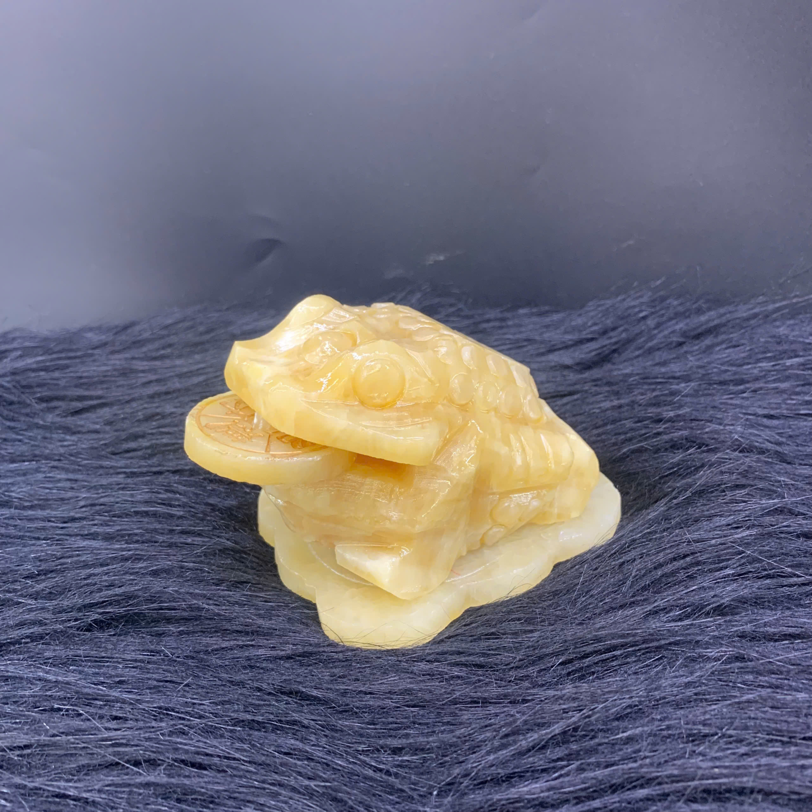 Thiềm Thừ đá Ngọc Hoàng Long ( KT : 10cm*8cm*8cm  ) ( KL : 652gr )