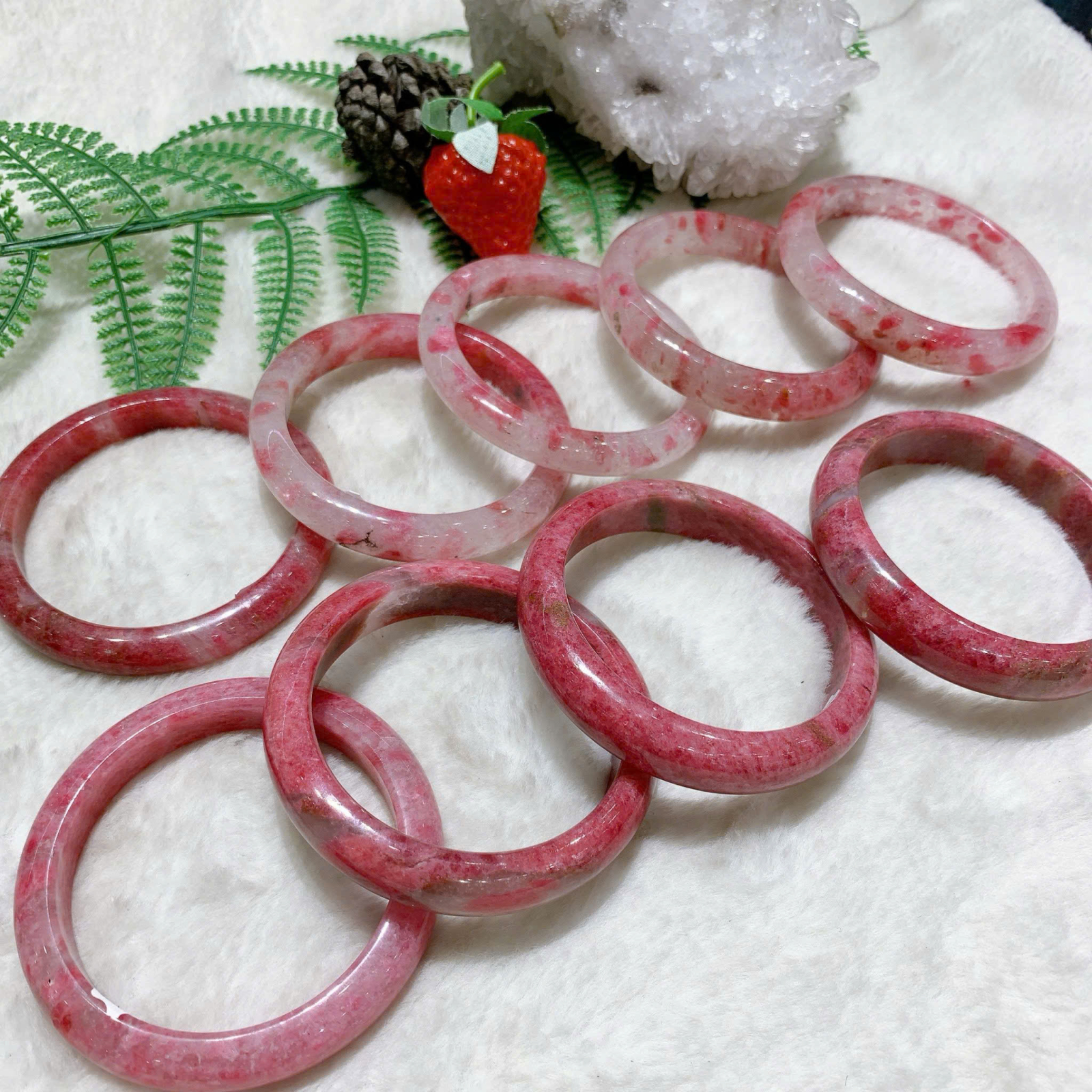 Kiềng đá Tường Vi ( Rhodonite ) size 53-58mm