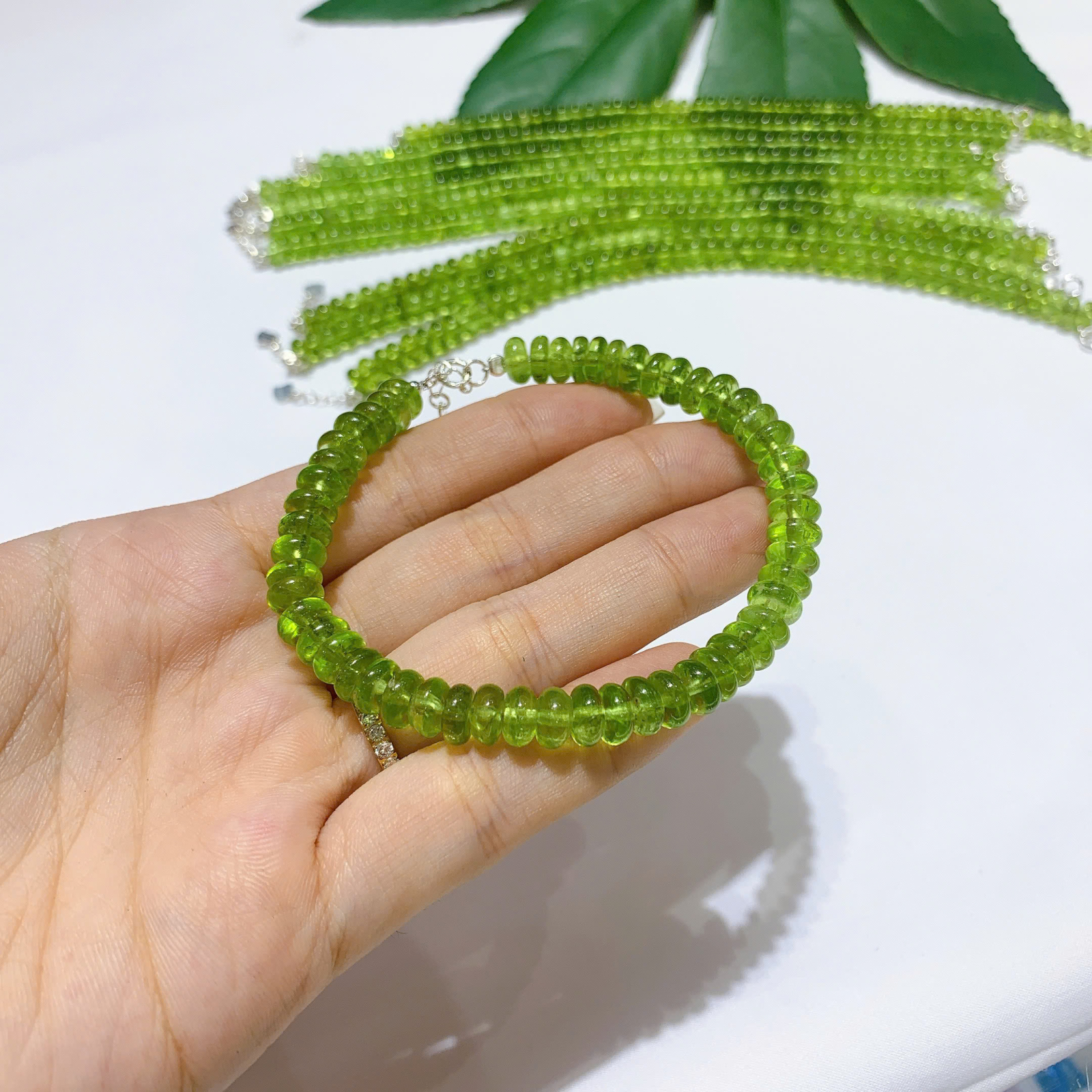 Lắc Tay Đá Peridot hạt bầu 5A size 7mm