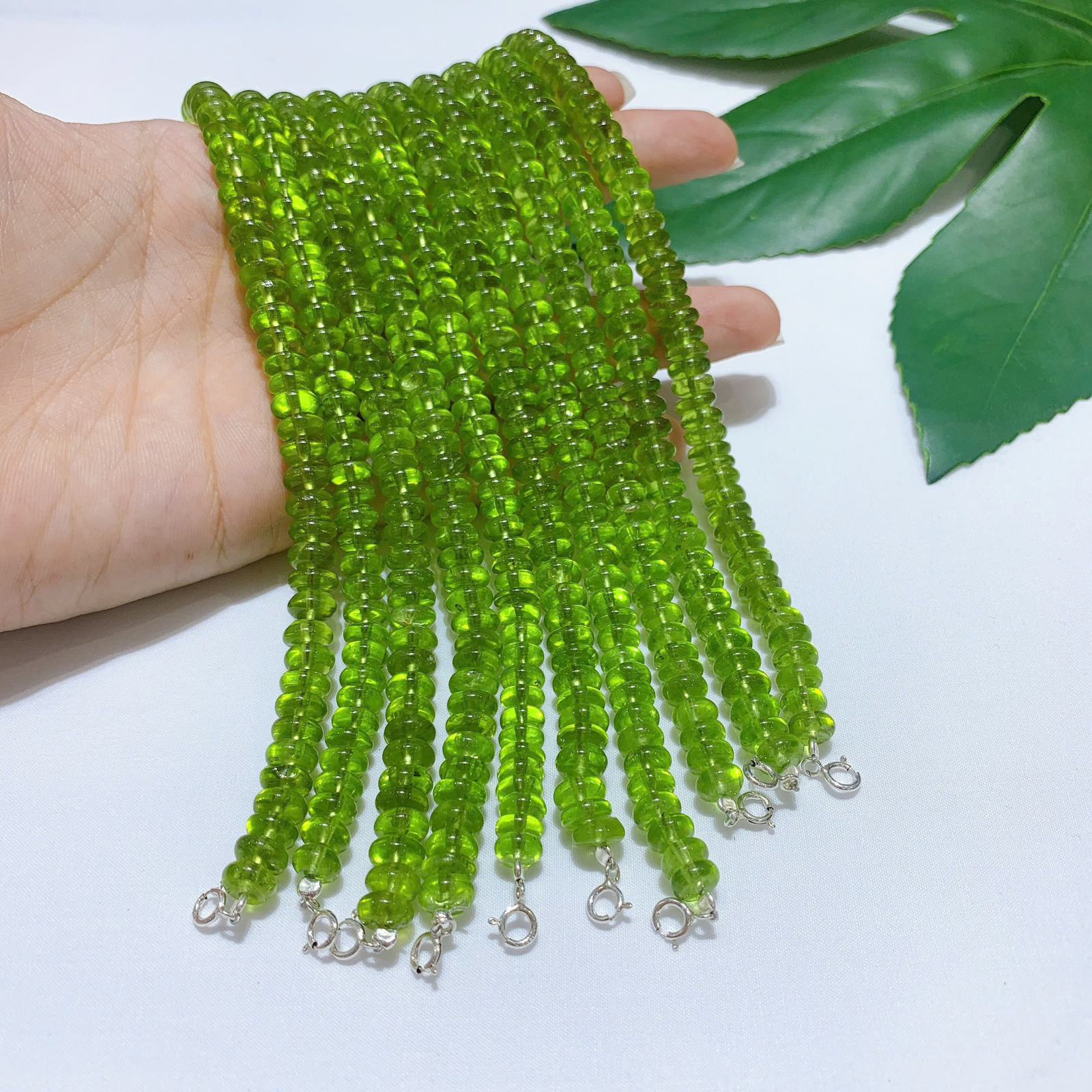 Lắc Tay Đá Peridot hạt bầu 5A size 7mm