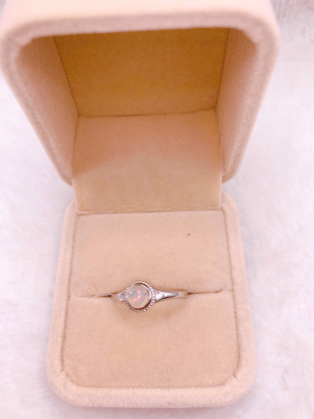 Nhẫn bạc đá Opal - RBO420