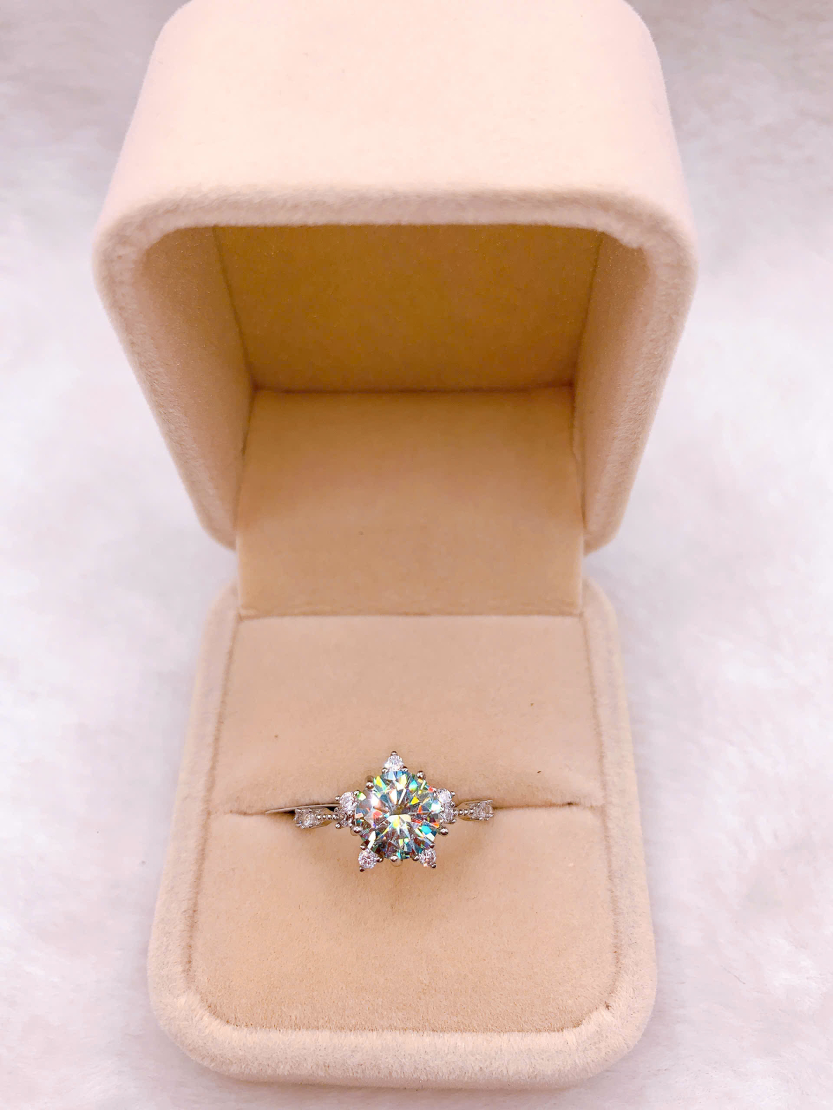 Nhẫn Bạc 925 Đính Đá Moissanite - RMO343