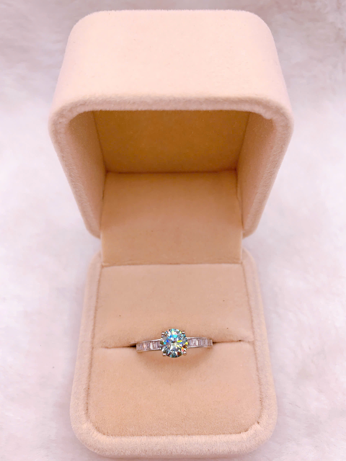Nhẫn Bạc 925 Đính Đá Moissanite - RMO192