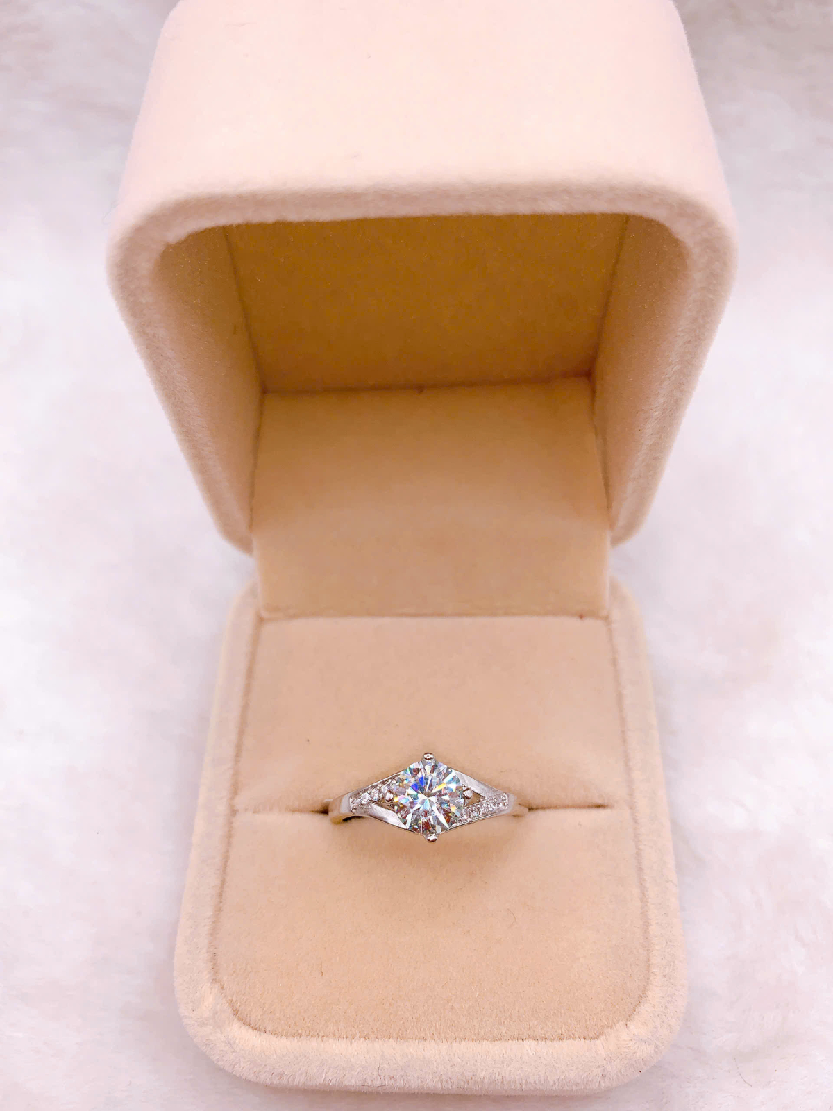 Nhẫn Bạc 925 Đính Đá Moissanite - RMO247