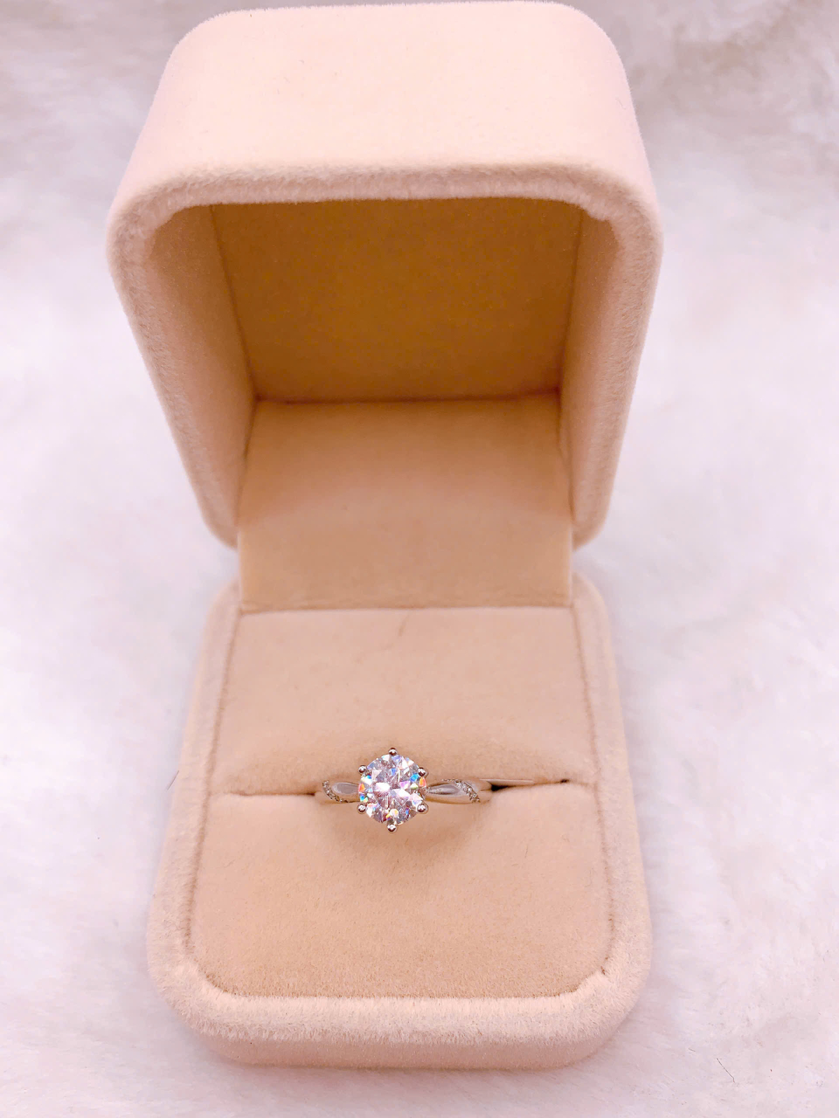 Nhẫn bạc Đính Đá Moissanite - RMO285