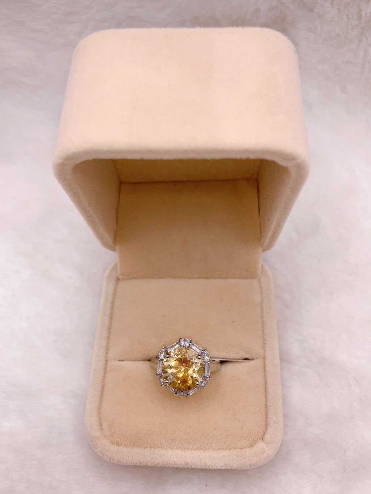 Nhẫn Đính Đá Citrine Bạc 925 - RCT028