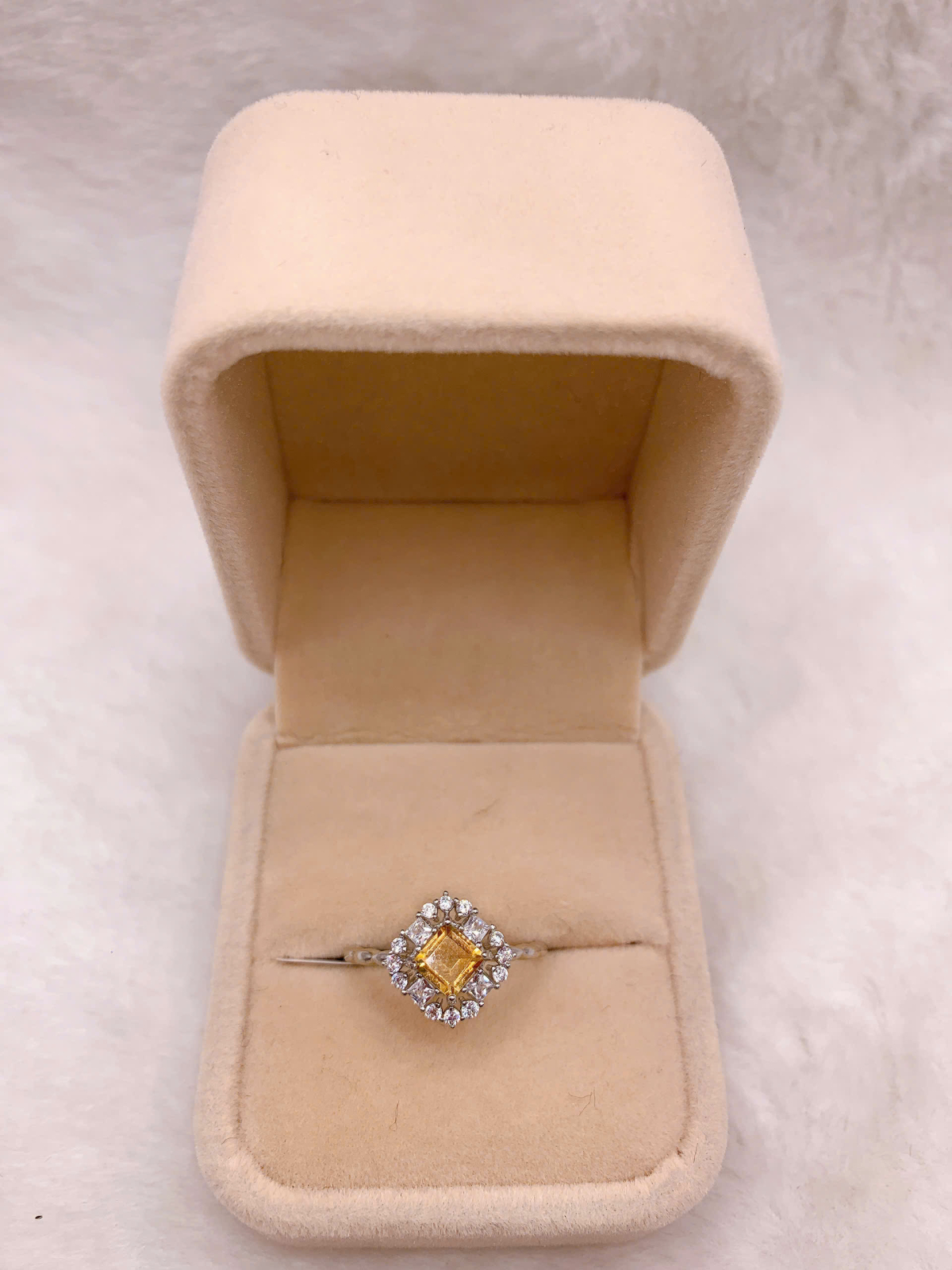 Nhẫn Đính Đá Citrine Bạc 925 - RCT177