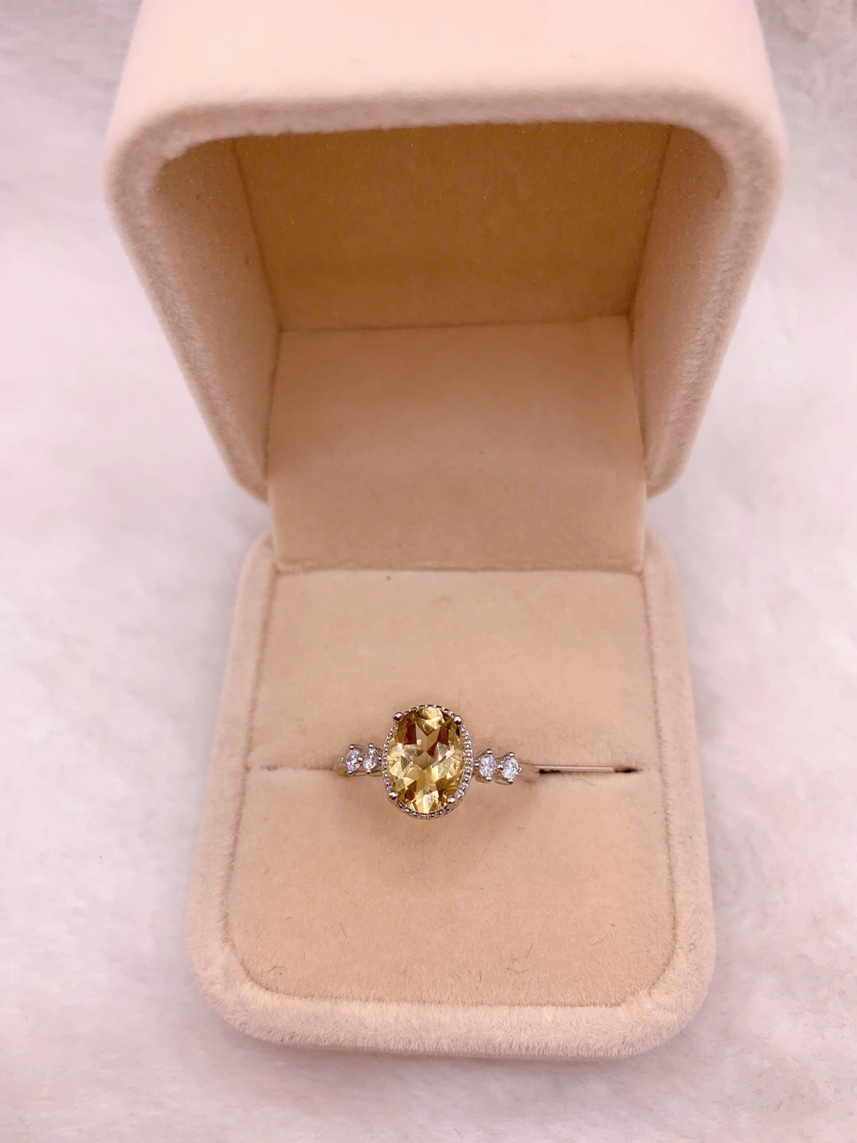 Nhẫn Đính Đá Citrine Bạc 925 - RCT209