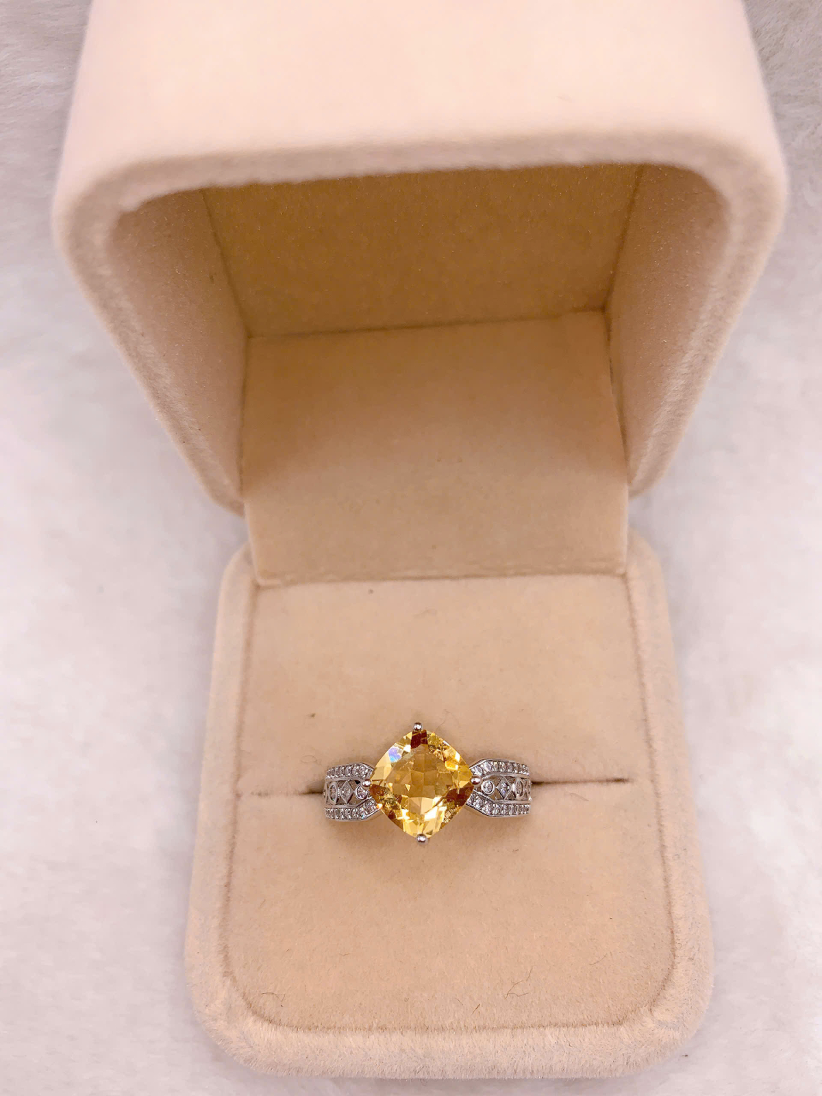 Nhẫn Đính Đá Citrine Bạc 925 - RCT106
