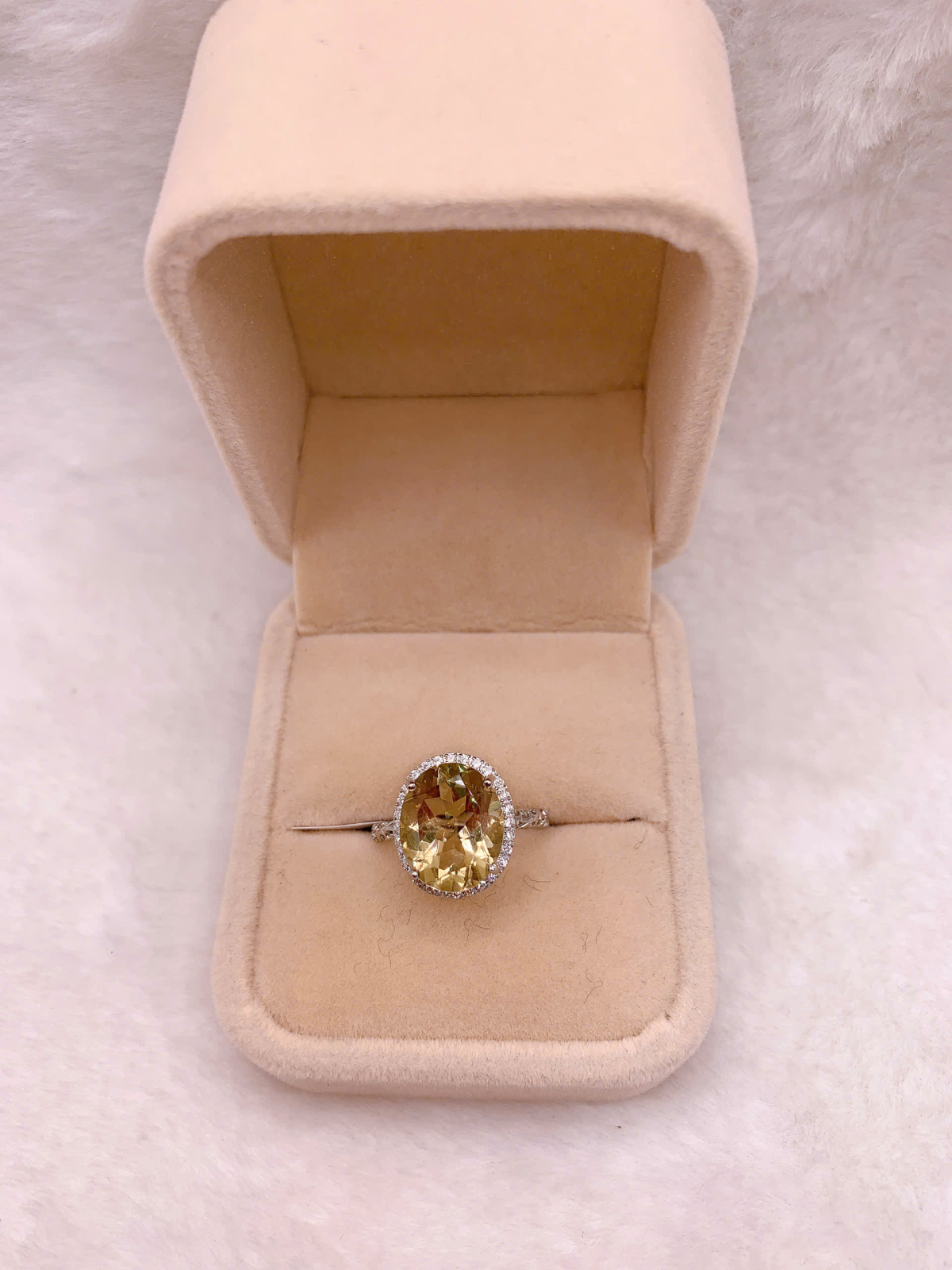 Nhẫn Đính Đá Citrine Bạc 925 - RCT199