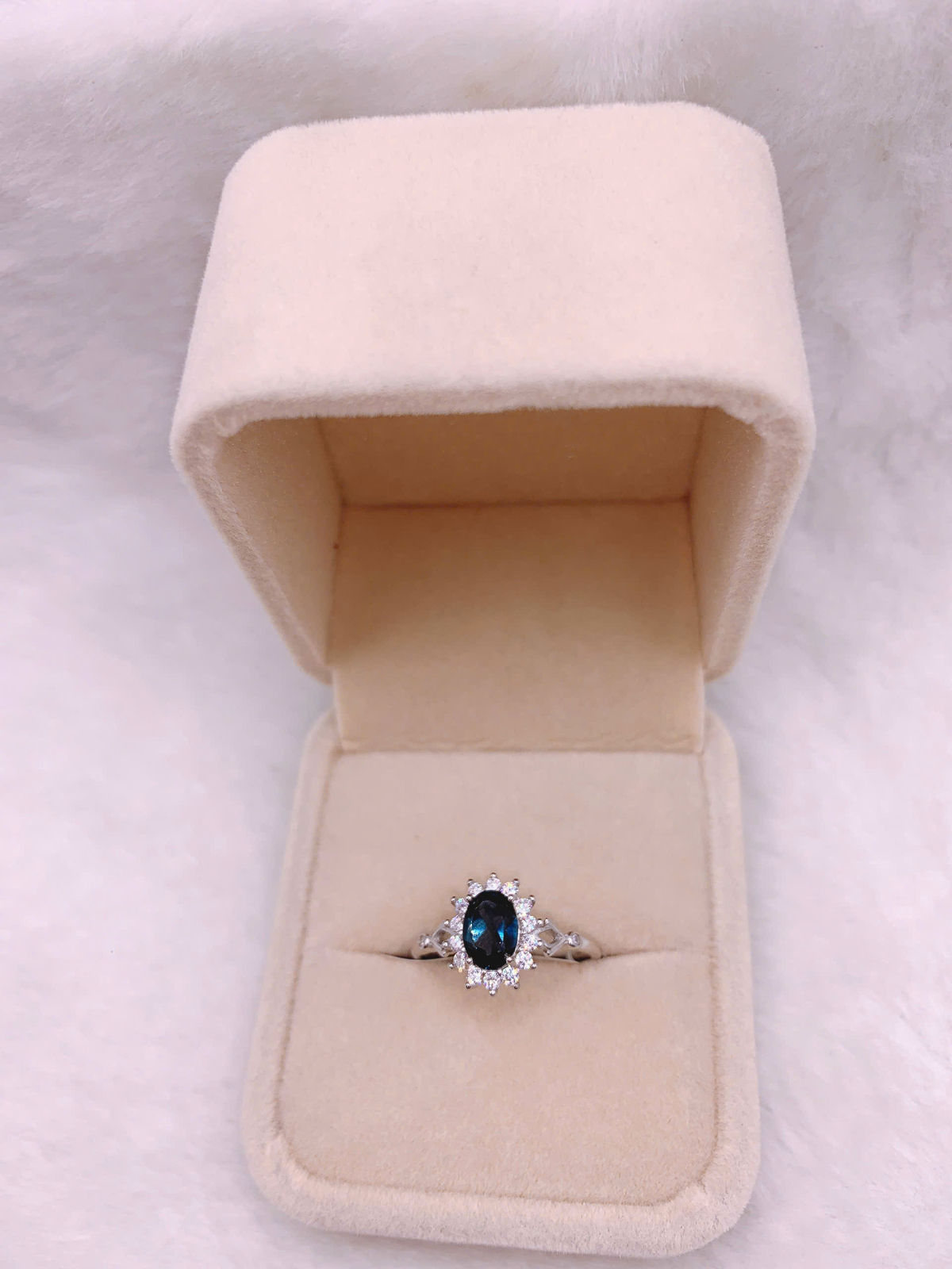 Nhẫn Topaz Bạc 925 - RBT197