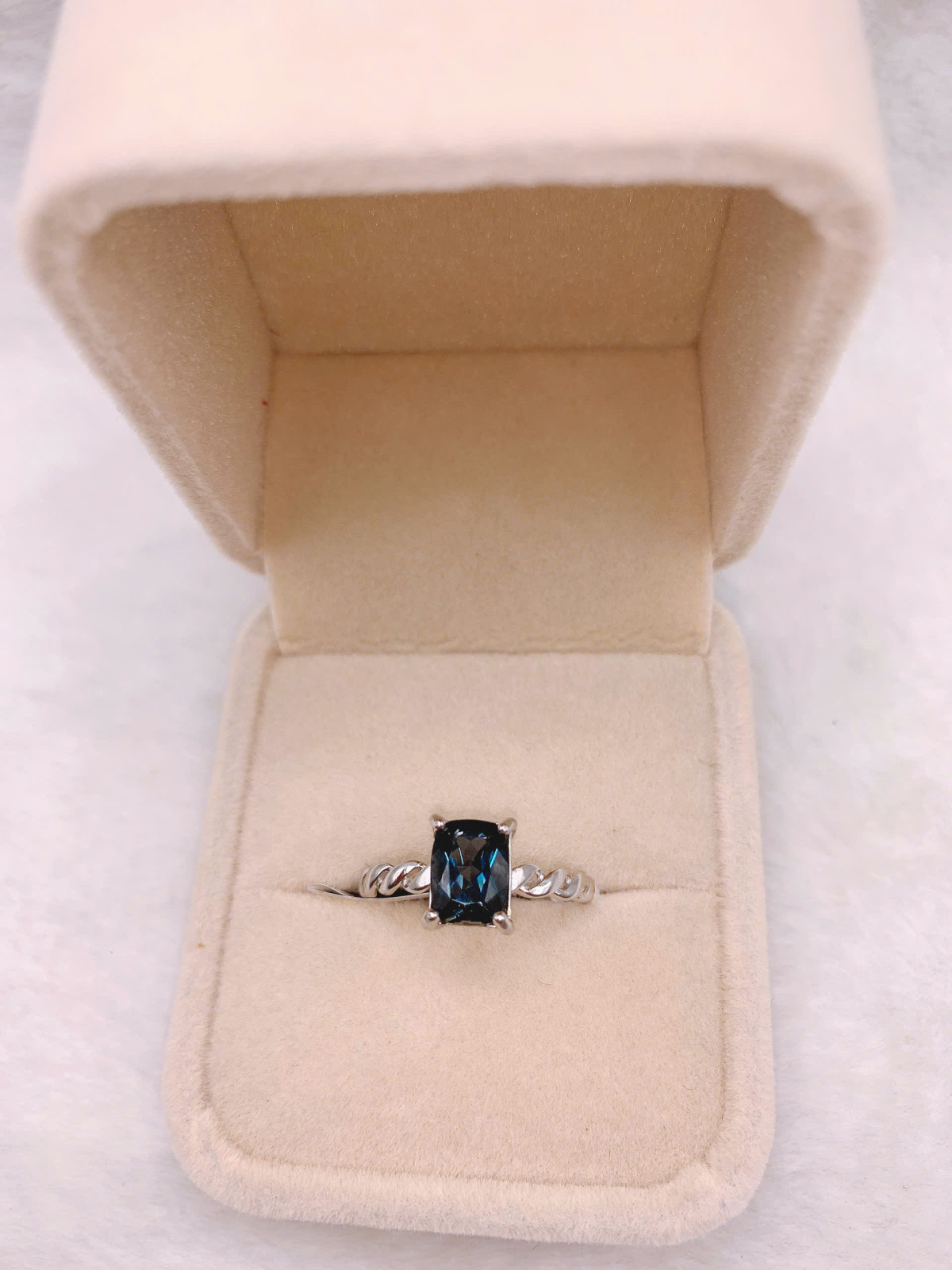 Nhẫn Topaz Bạc 925 - RBT166