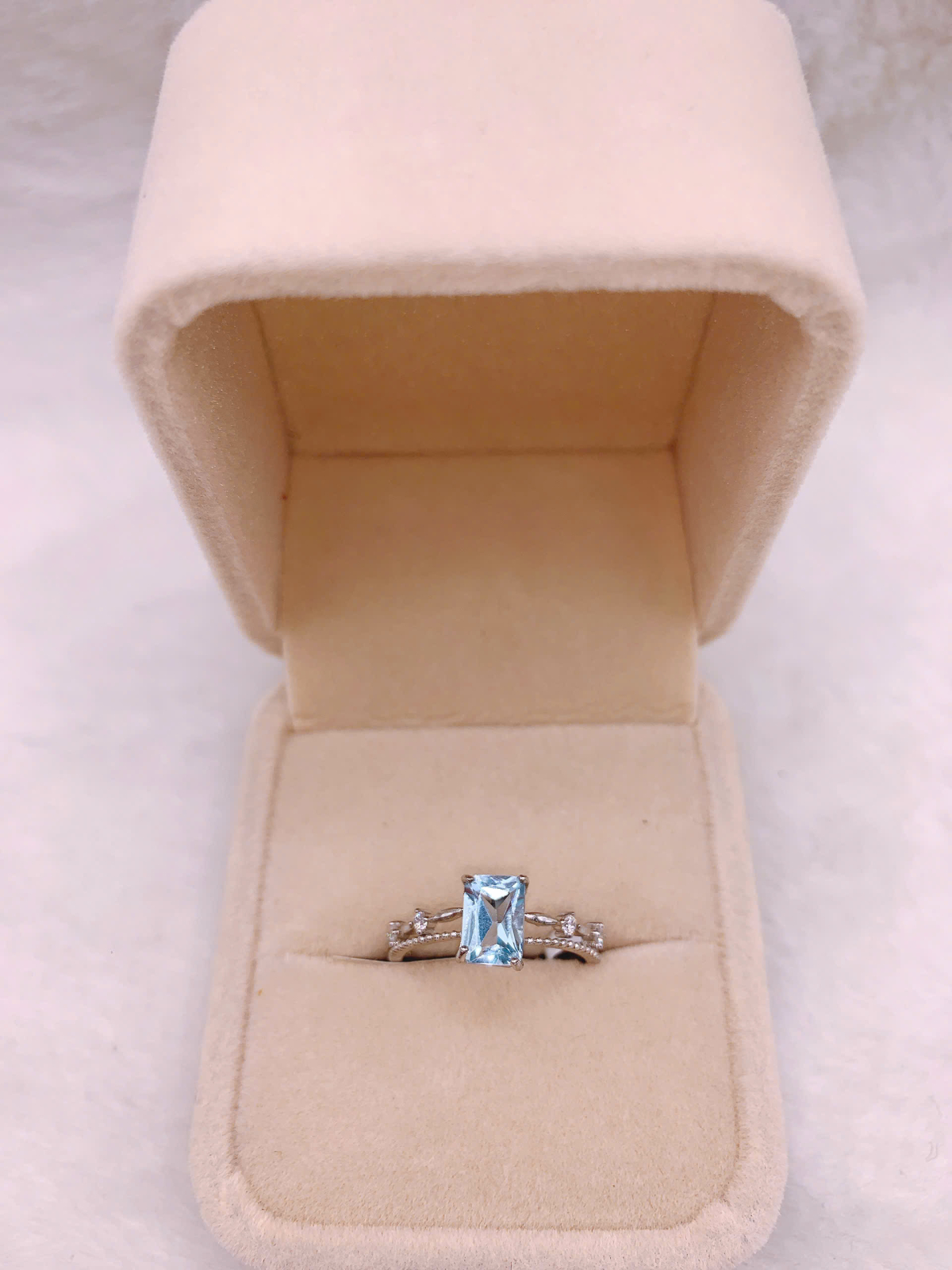 Nhẫn Topaz Bạc 925 - RBT240