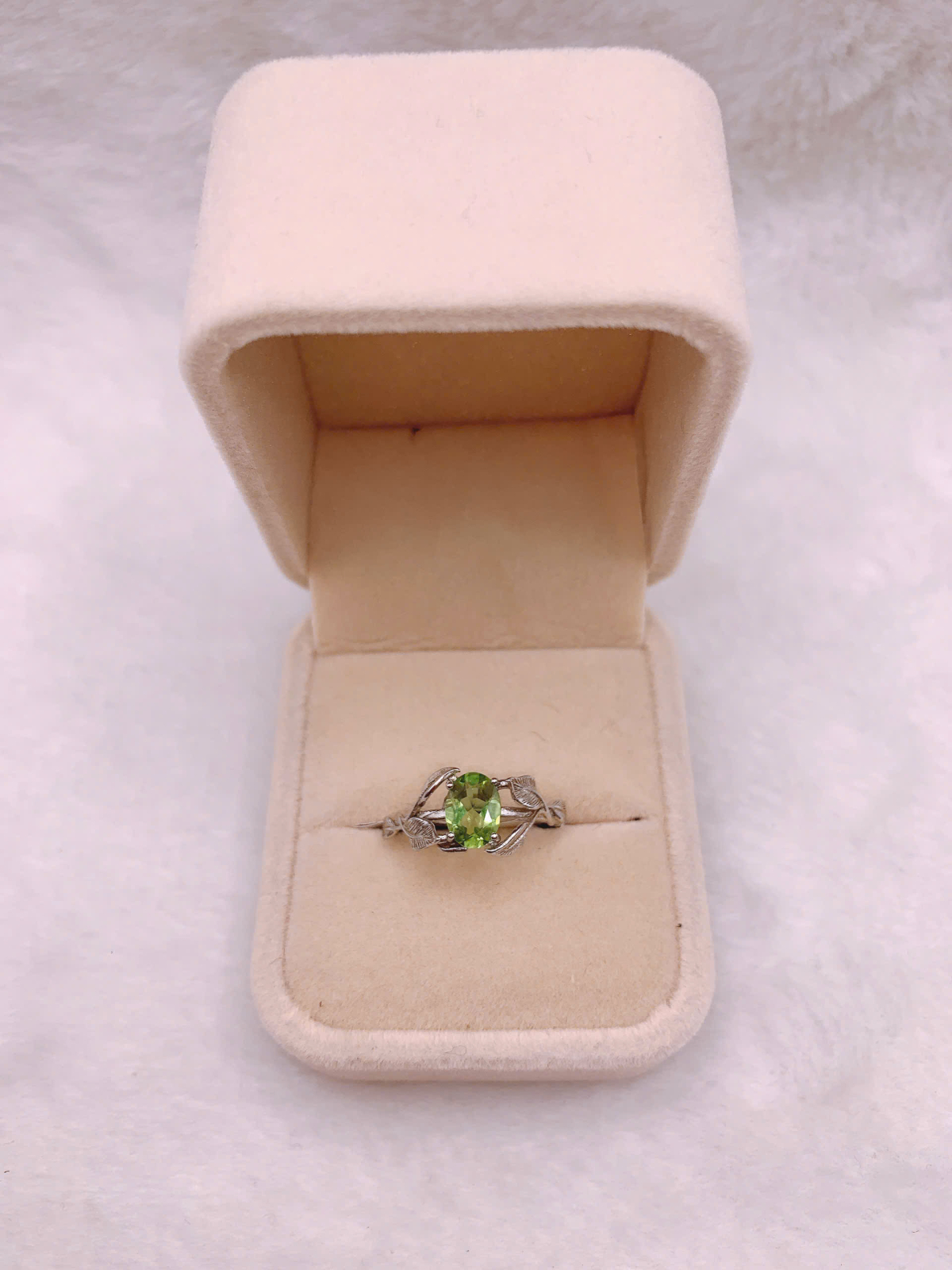 Nhẫn Đá Peridot Bạc 925 - RPR072