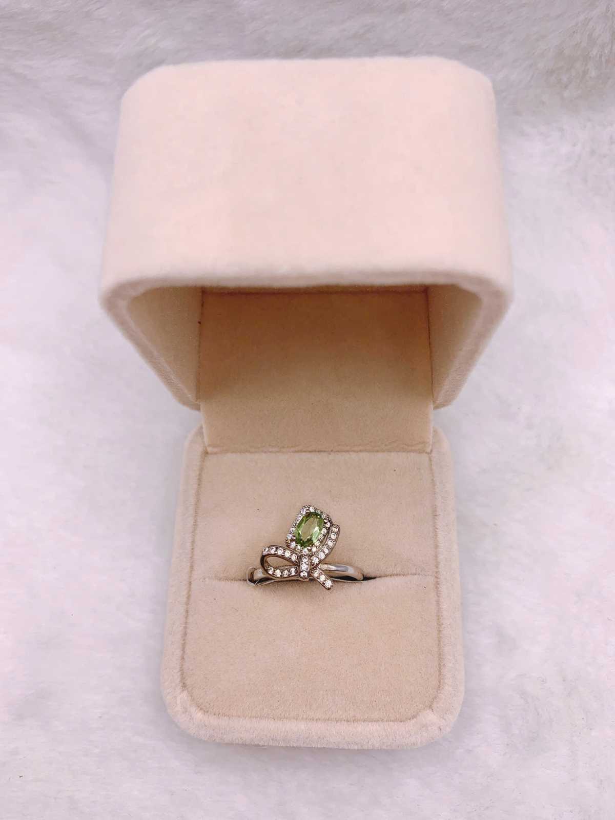 Nhẫn Đá Peridot Bạc 925 - RPR032