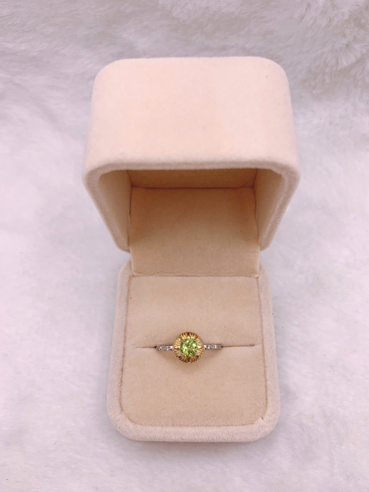 Nhẫn Đá Peridot Bạc 925 - RPR009