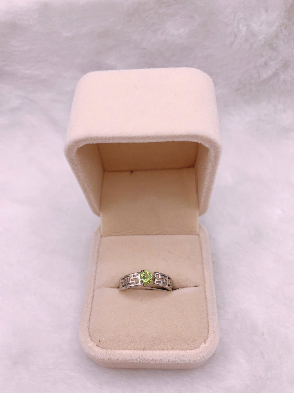 Nhẫn Đá Peridot Bạc 925 - RPR030