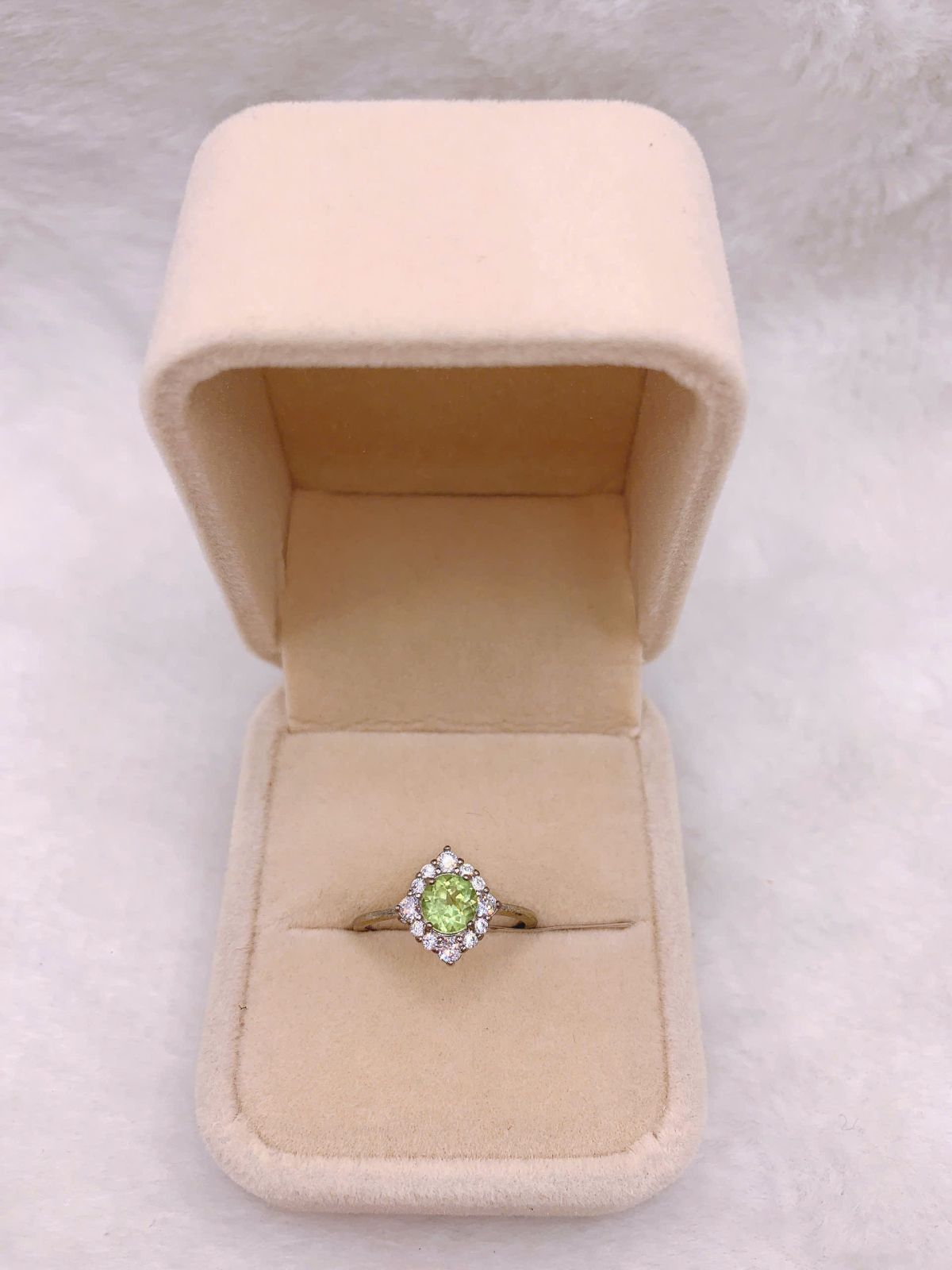 Nhẫn Đá Peridot Bạc 925 - RPR013