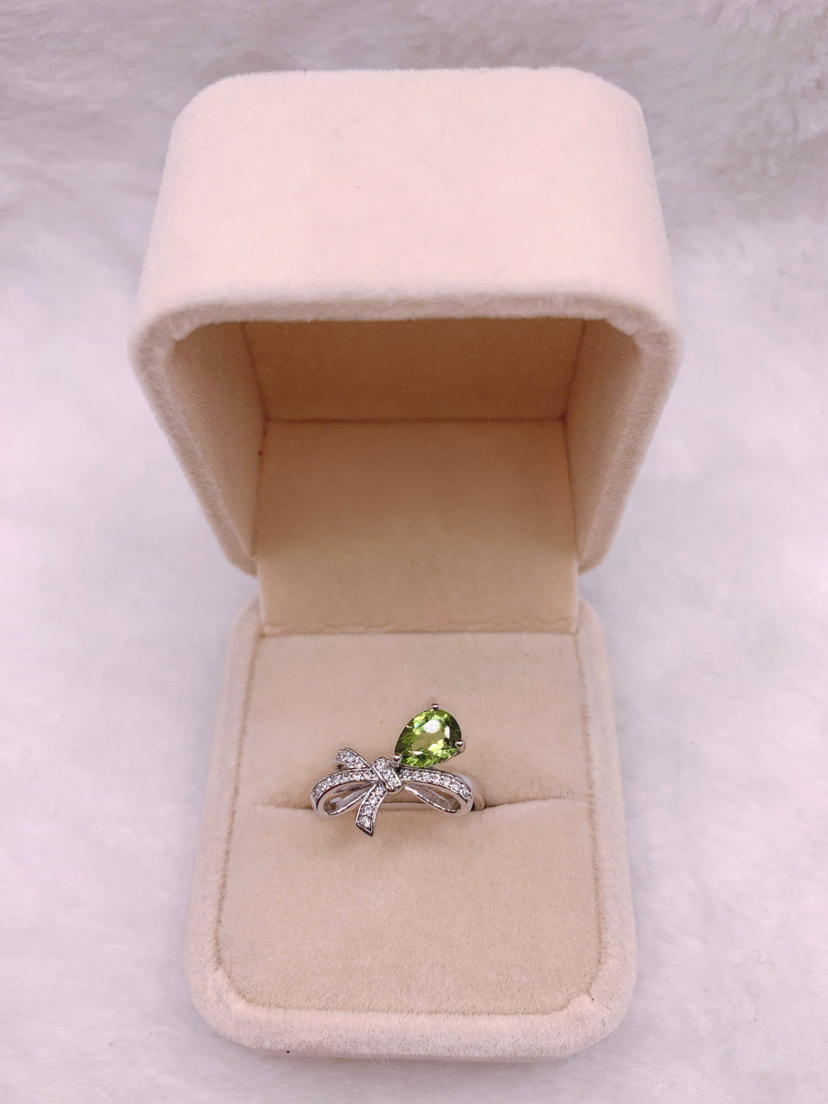 Nhẫn Đá Peridot Bạc 925 - RPR094