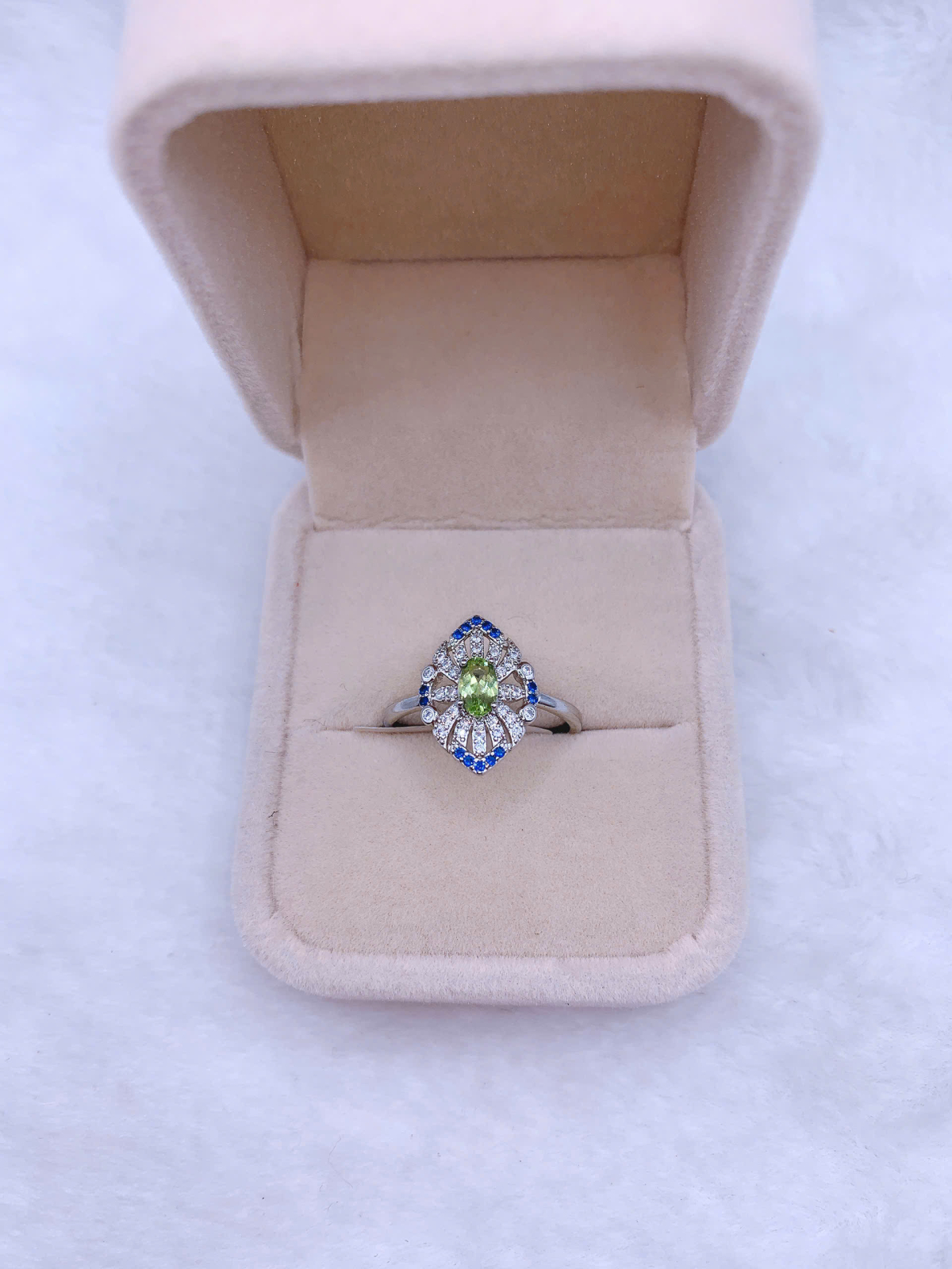 Nhẫn Đá Peridot Bạc 925 - RPR029