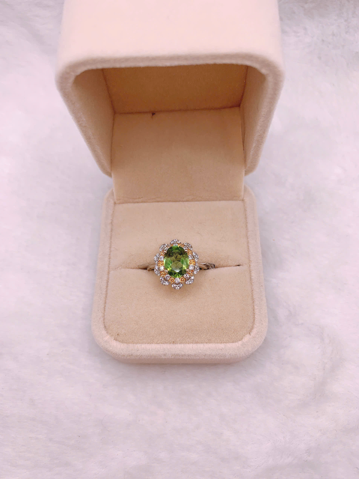 Nhẫn Đá Peridot Bạc 925 - RPR017