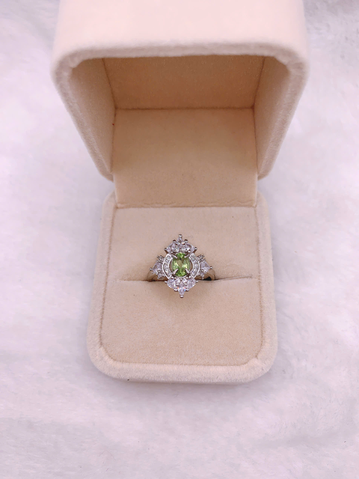 Nhẫn Đá Peridot Bạc 925 - RPR058