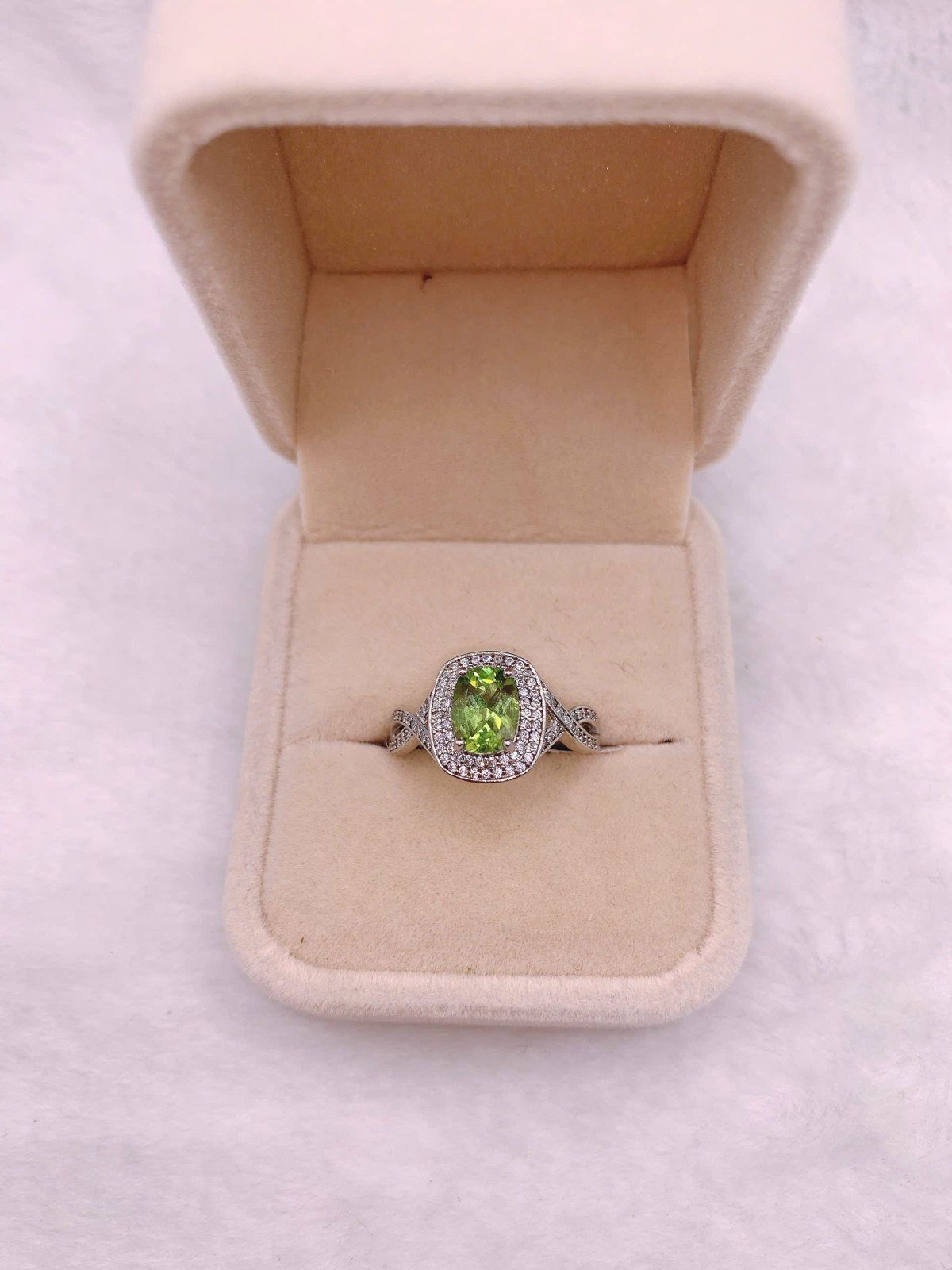 Nhẫn Đá Peridot Bạc 925 - RPR084