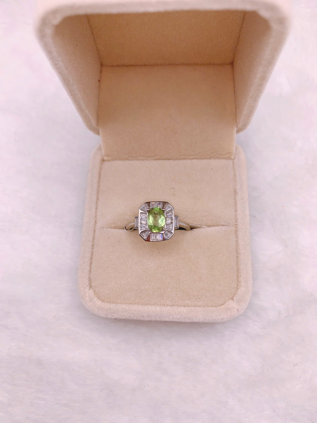 Nhẫn Đá Peridot Bạc 925 - RPR091