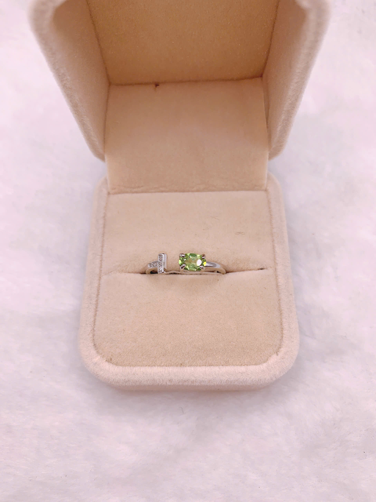 Nhẫn Đá Peridot Bạc 925 - RPR025