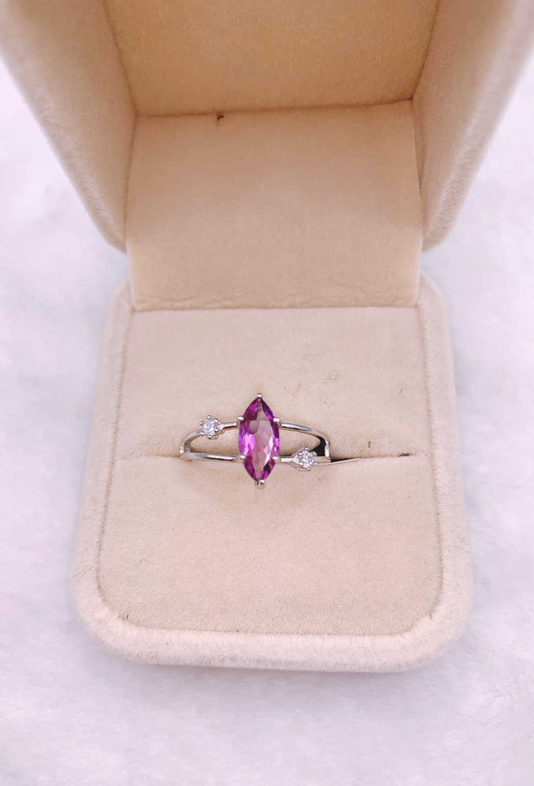 Nhẫn Nữ Gắn Đá Amethyst Bạc 925 - RPA088