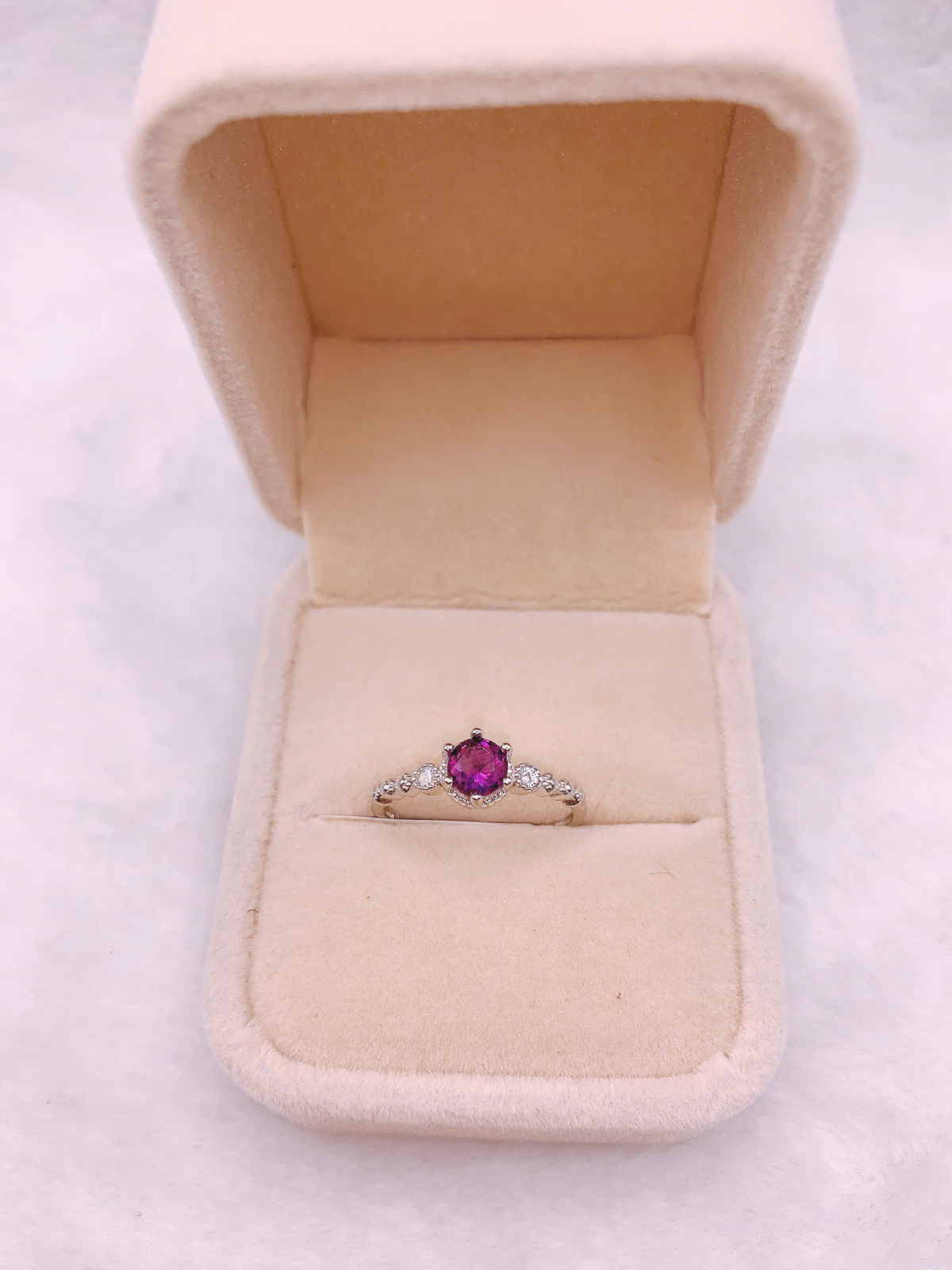 Nhẫn Nữ Gắn Đá Amethyst Bạc 925 - RPA083