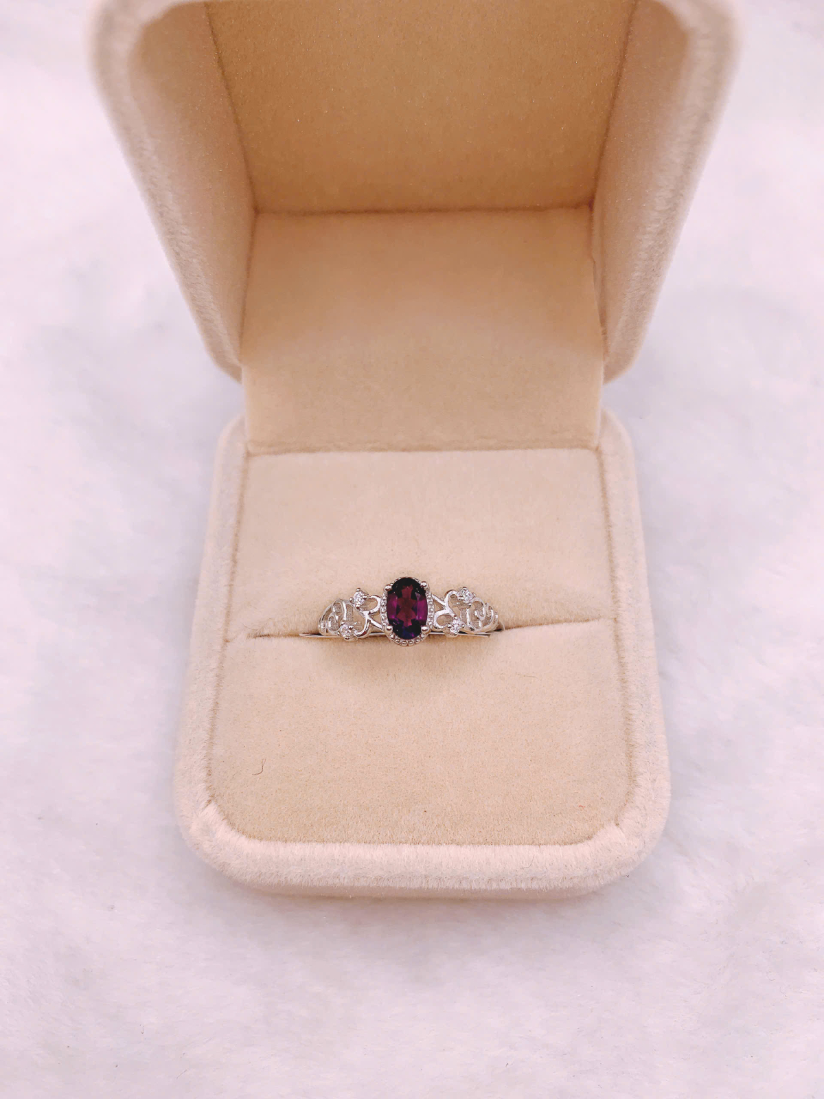 Nhẫn Nữ Gắn Đá Amethyst Bạc 925 - RPA081