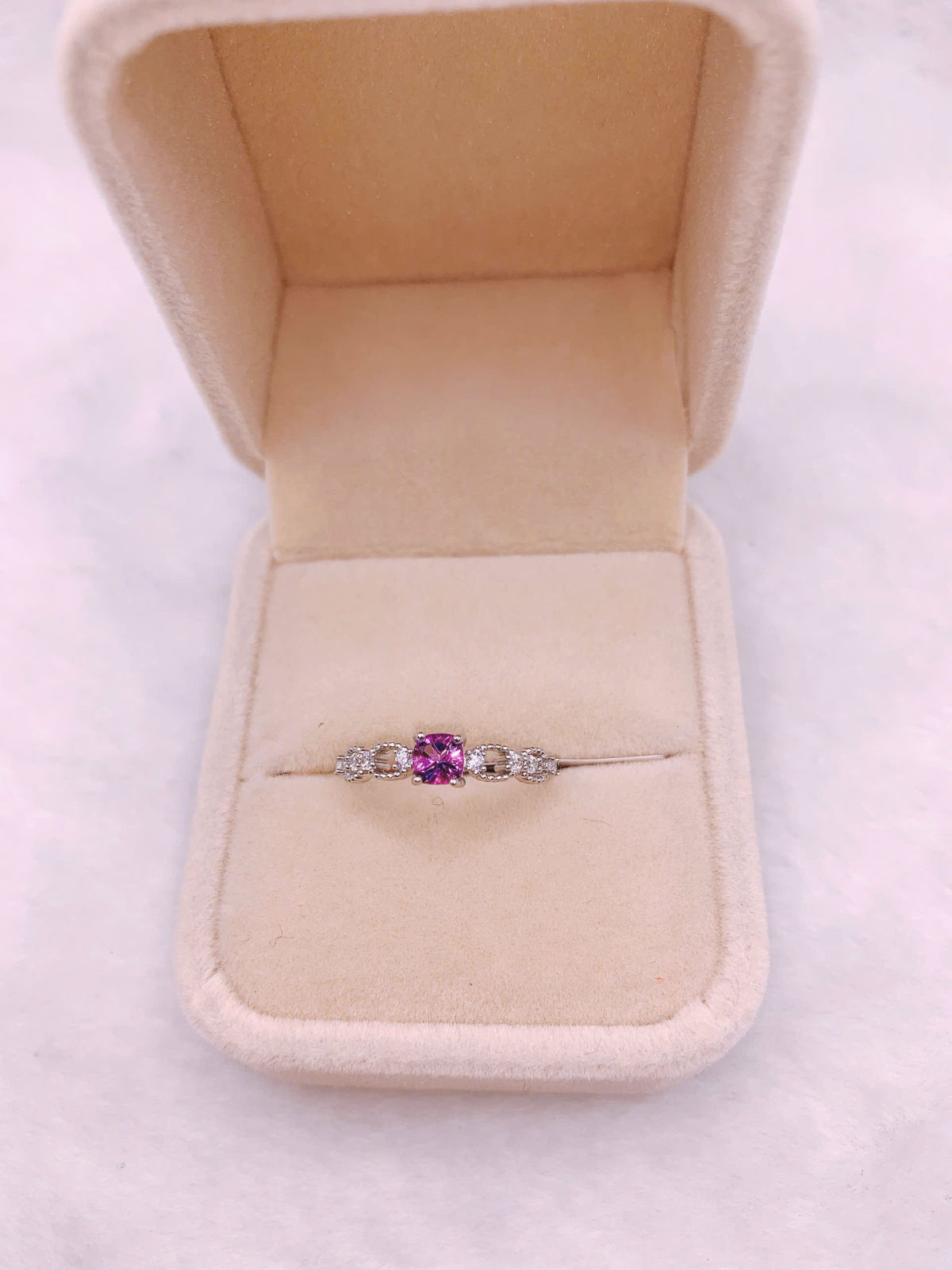 Nhẫn Nữ Gắn Đá Amethyst Bạc 925 - RPA086