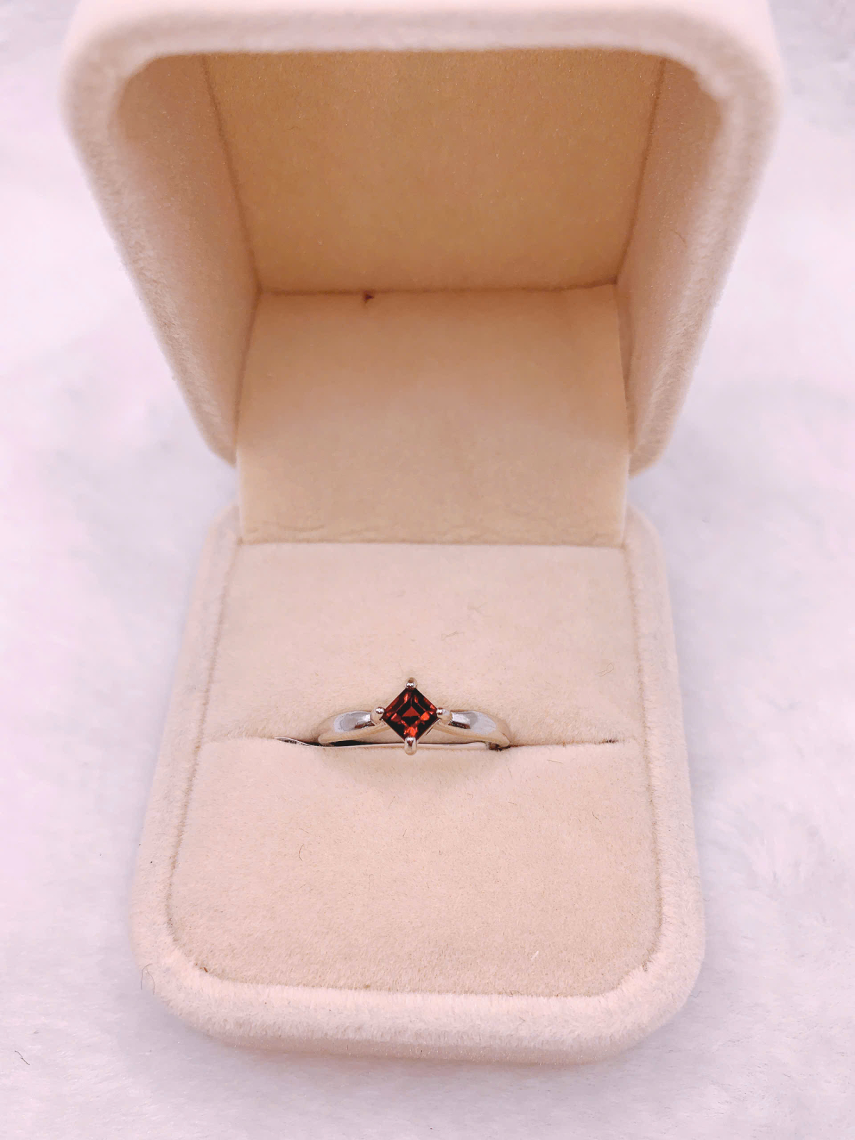 Nhẫn Đá Garnet Bạc 925 - RGN170