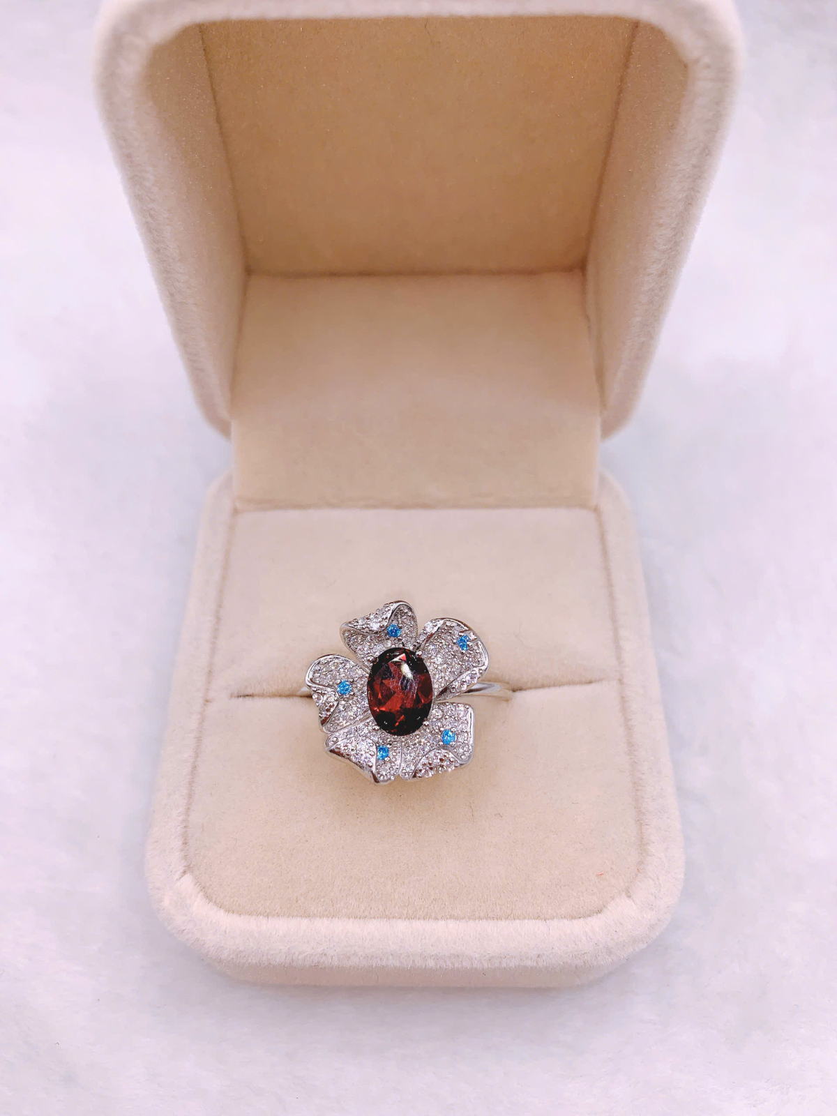 Nhẫn Đá Garnet Bạc 925 - RGN116
