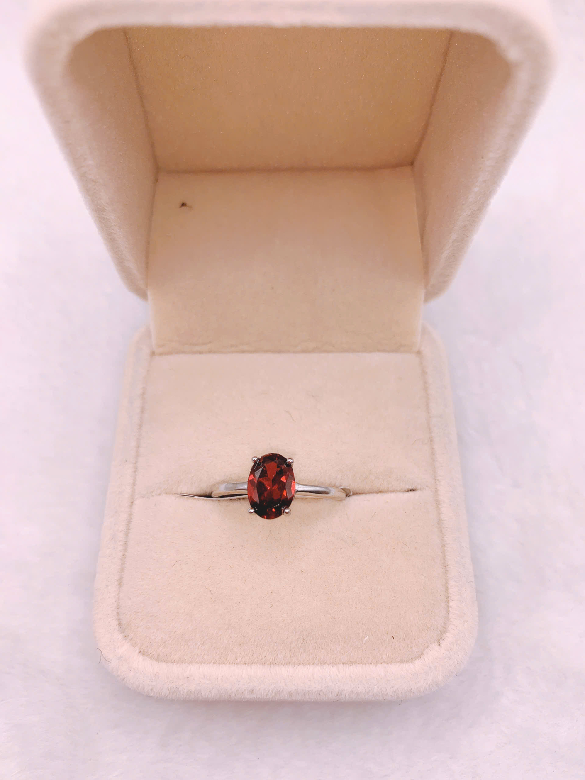 Nhẫn Đá Garnet Bạc 925 - RGN111