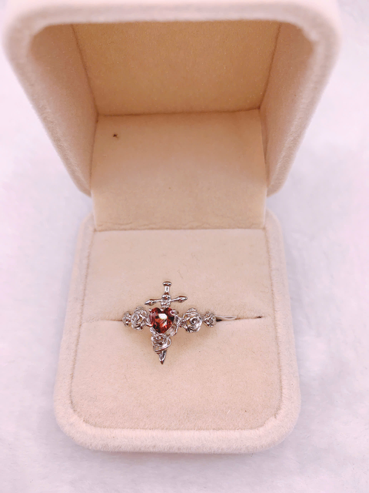 Nhẫn Đá Garnet Bạc 925 - RGN135