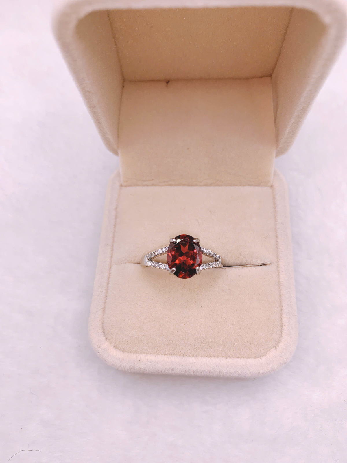 Nhẫn Đá Garnet Bạc 925 - RGN41