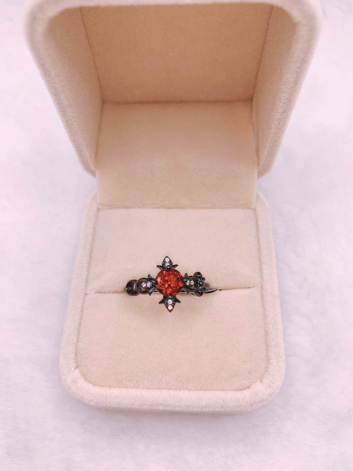 Nhẫn Đá Garnet Bạc 925 - RGN132